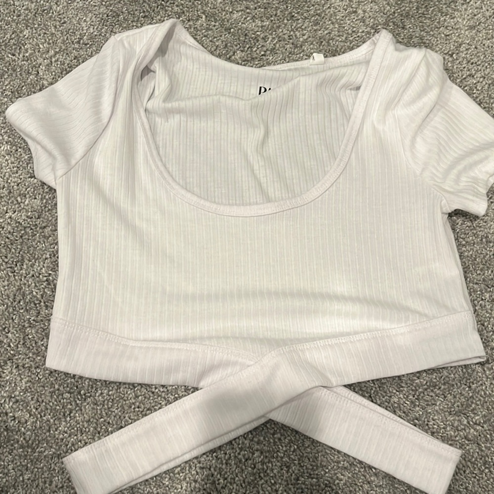 White cross over tee